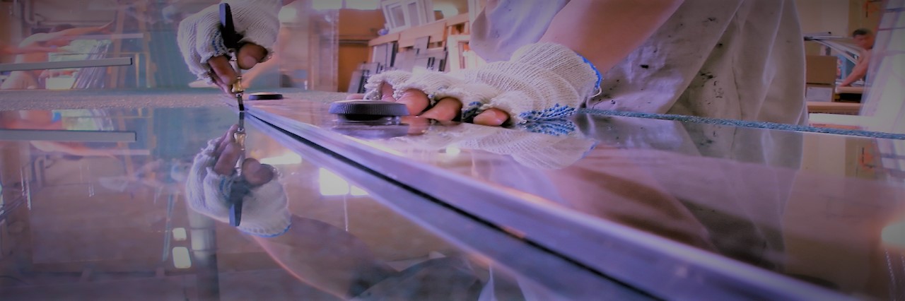 Slider, Glass Cutting Service in Greenwich, SE10