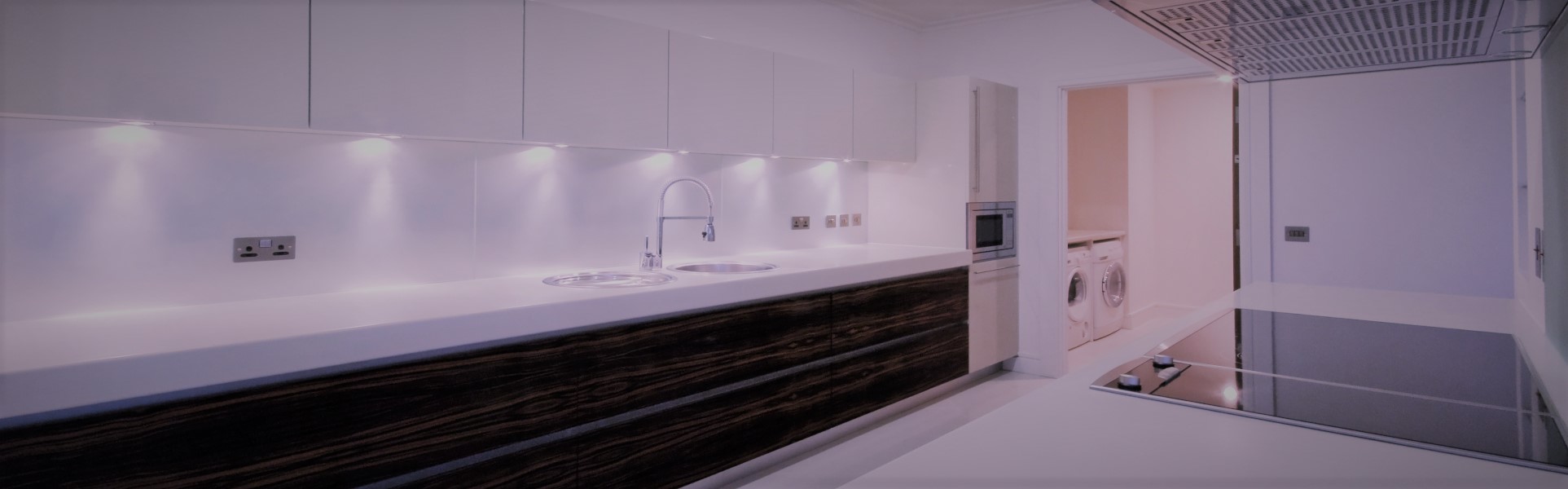 Slider, Glass Splashbacks Installed in Greenwich | Kitchen & Bathroom Styles